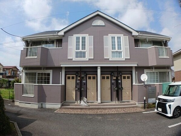 ラシーヌ・21の物件外観写真